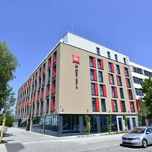 Szálloda Ibis Ost **
