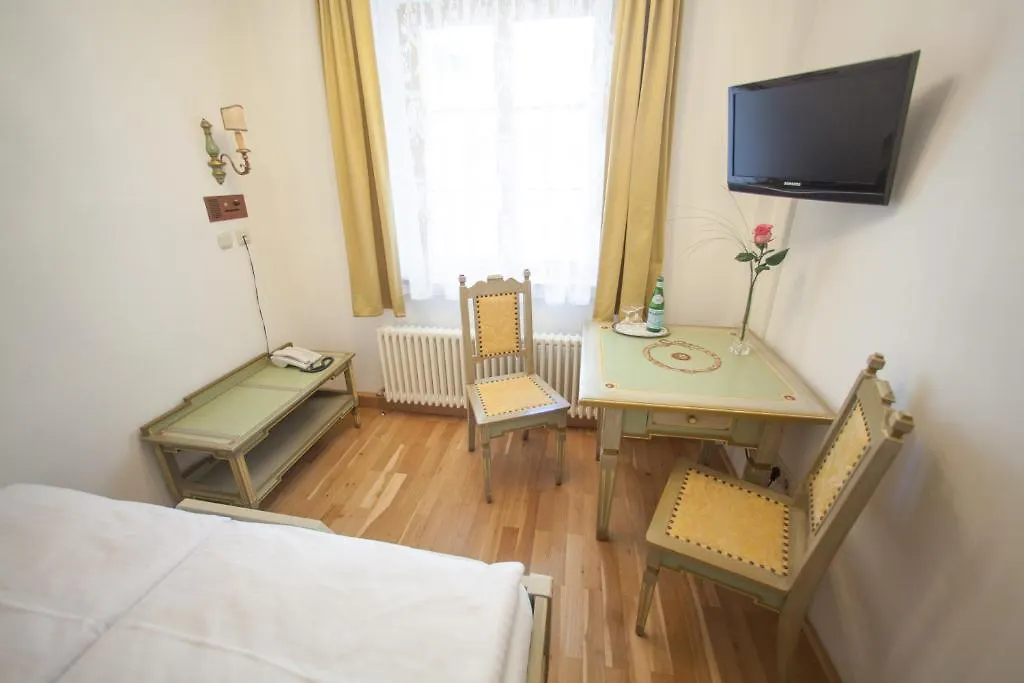 Hotel Wilder Mann Pasov 4*,  Německo